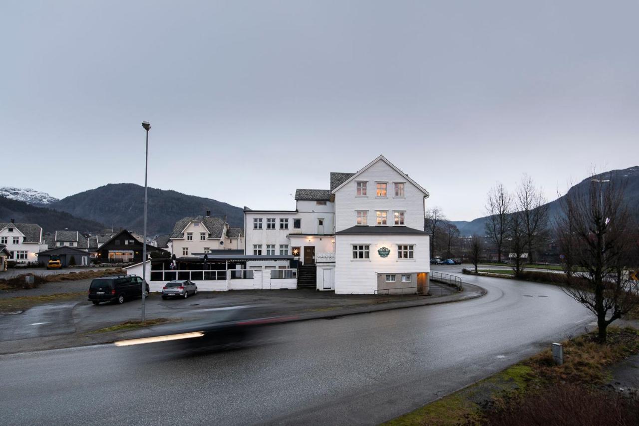 Grand Hotell Sauda Budget Exterior photo